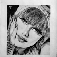 سفارش طراحی چهره سیاه قلم