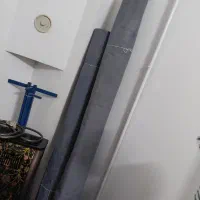 تکه موکت آبی تیره زیر فرشی