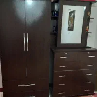 کمد و درآور  و اینه  در حد نو