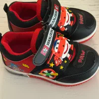 کفش بچه گانه