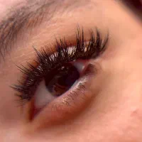 کاشت مژه تخصصی (تخفیف ویژه)