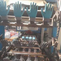 به یک نیرو جهت دستگاه دستکش کار نیازمندیم