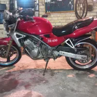 متور کاوازکی ۴۰۰