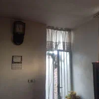 اتاق تک مجرد ساده مسافر خانه امیرکبیر شرقی ۲۲