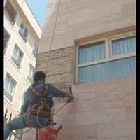 کار در ارتفاع باطناب بدون داربست پیچ رولپلاک