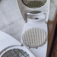 سالاد ساز و تابه نچسب و قابلمه نچسب