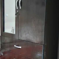 تخت وکمد جوان