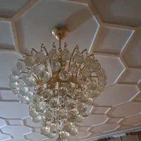 یک جفت لوستر با یک جفت دیواری