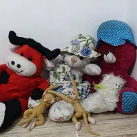 عروسک|اسباب‌بازی بچه|شهریار, شهریار|دیوار