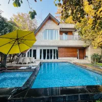 ویلا استخردار