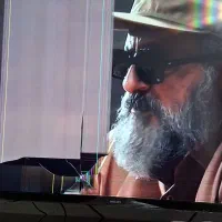 شکستگی پنل تلویزیون