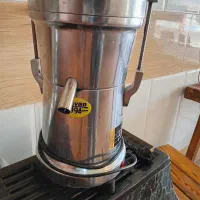 آبمیوه گیری صنعتی