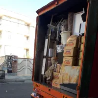 اثاث کشی همراه با هر تعداد کارگر و هر نوع ماشین|خدمات حمل و نقل|کاشان, دانش|دیوار