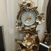 ساعت کنارسالنی