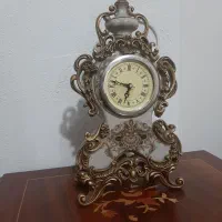 ساعت رومیزی و مناسب میز کنسول