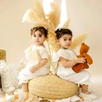 اتلیه عکاسی تخصصی کودک و خانواده هورچهر