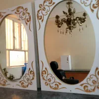 میز و آیینه