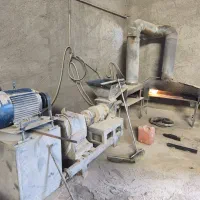 کارگر جهت کار در کارگاه ذغال