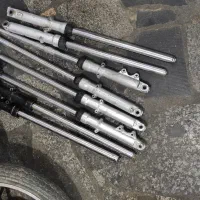 یک سری وسایل موتورسیکلت|قطعات یدکی و لوازم جانبی|همدان, |دیوار