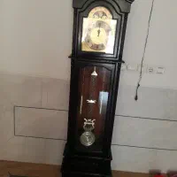 ساعت ایستاده چوبی