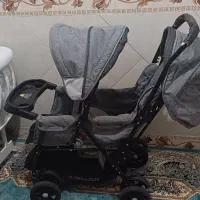 کالسکه دو قلو