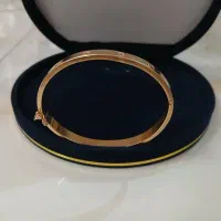 طلا  ۲۰۰ بالای تابلو با فاکتور در حد