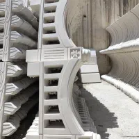نرده بتنی طرح اماراتی کوچک سفید ابعاد ۶۰ در ۵۰