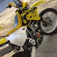 سوزوکی drz400