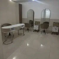 فروش فوری وسایل سالن زیبایی در حد نو