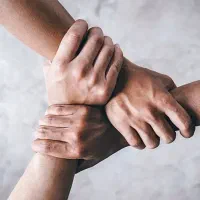 10 میلیون وام نیازمندم