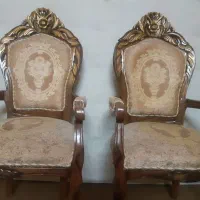 ۲ عدد صندلی در حد نو و اکبند