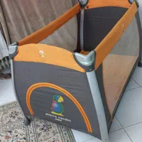 تخت کنار مادر برند پیر کاردین اصلی در حد نو