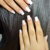 مدل لمینت و کاشت ناخون