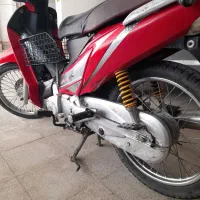 موتور سیکلت لاکی ۱۲۵ پیشرو مدل۸۸