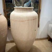 گلدون و کوزه بزرگ