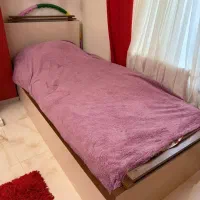 تخت ومبز توالت