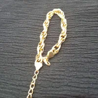 بدلیجات گوشواره پلاک دستبند نیم ست