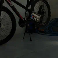 دوچرخه اسپرت کف خواب