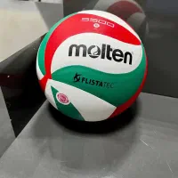 انواع توپ والیبال و فوتبال