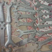 ۳۰ عدد اچار چراغ قدیمی پریموس|کلکسیون و سرگرمی|تهران, فلسطین (میدان انقلاب)|دیوار