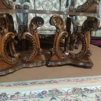 جلو مبلی چوبی کنده کاری