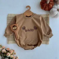 لباس بچگانه و تیشرت شلوار زنانه