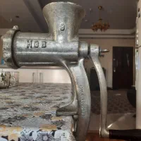 گوشت چرخ کن دستی قدیمی و عتیقه|خردکن، آسیاب، غذاساز|تهران, سهروردی|دیوار