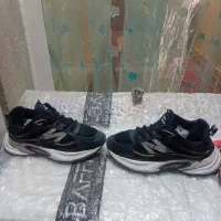کتونی new balance