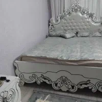 تخت دونفره ومیز آرایش باآینه و پاتختی|تخت و سرویس خواب|چابهار, |دیوار