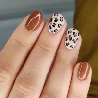 تخفیف کاشت ناخن با بهترین متریال