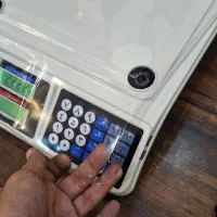 ترازو فروشگاهی ۴۰ کیلو دکمه پلاستیک|فروشگاه و مغازه|بندر گناوه, |دیوار