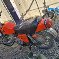 ایژ|موتورسیکلت|اسفندقه, |دیوار