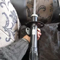 کمک جلو اصلی فابریک سمت راست سانتافه|قطعات یدکی و لوازم جانبی|پاکدشت, پاکدشت (مامازند)|دیوار