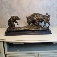 مجسمه برنزی نبرد خرس وگاو|مجسمه، تندیس، ماکت|تهران, فردوسی|دیوار
